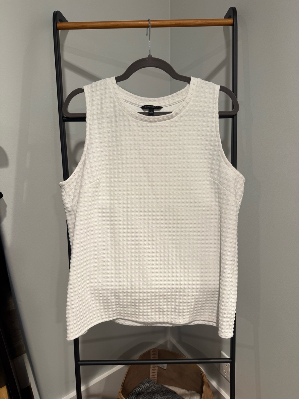 Banana Republic White Textured Sweater Tank Top